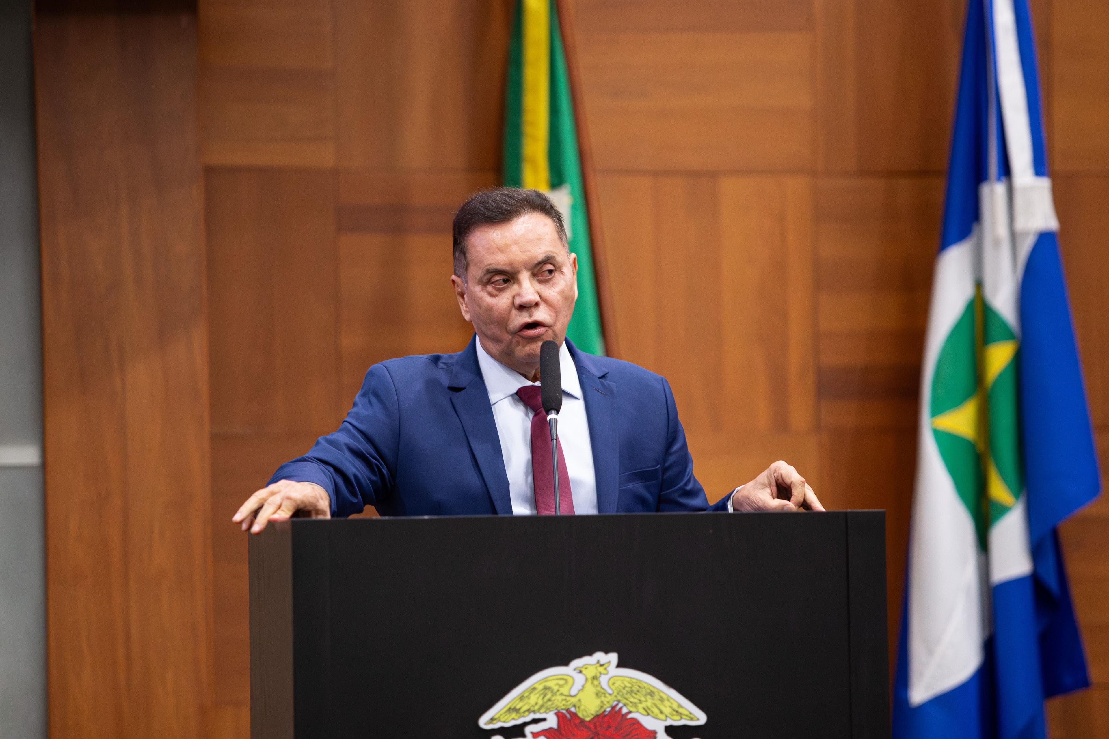 Botelho prega cautela sobre CPI dos consignados e diz que operação precisa ser analisada